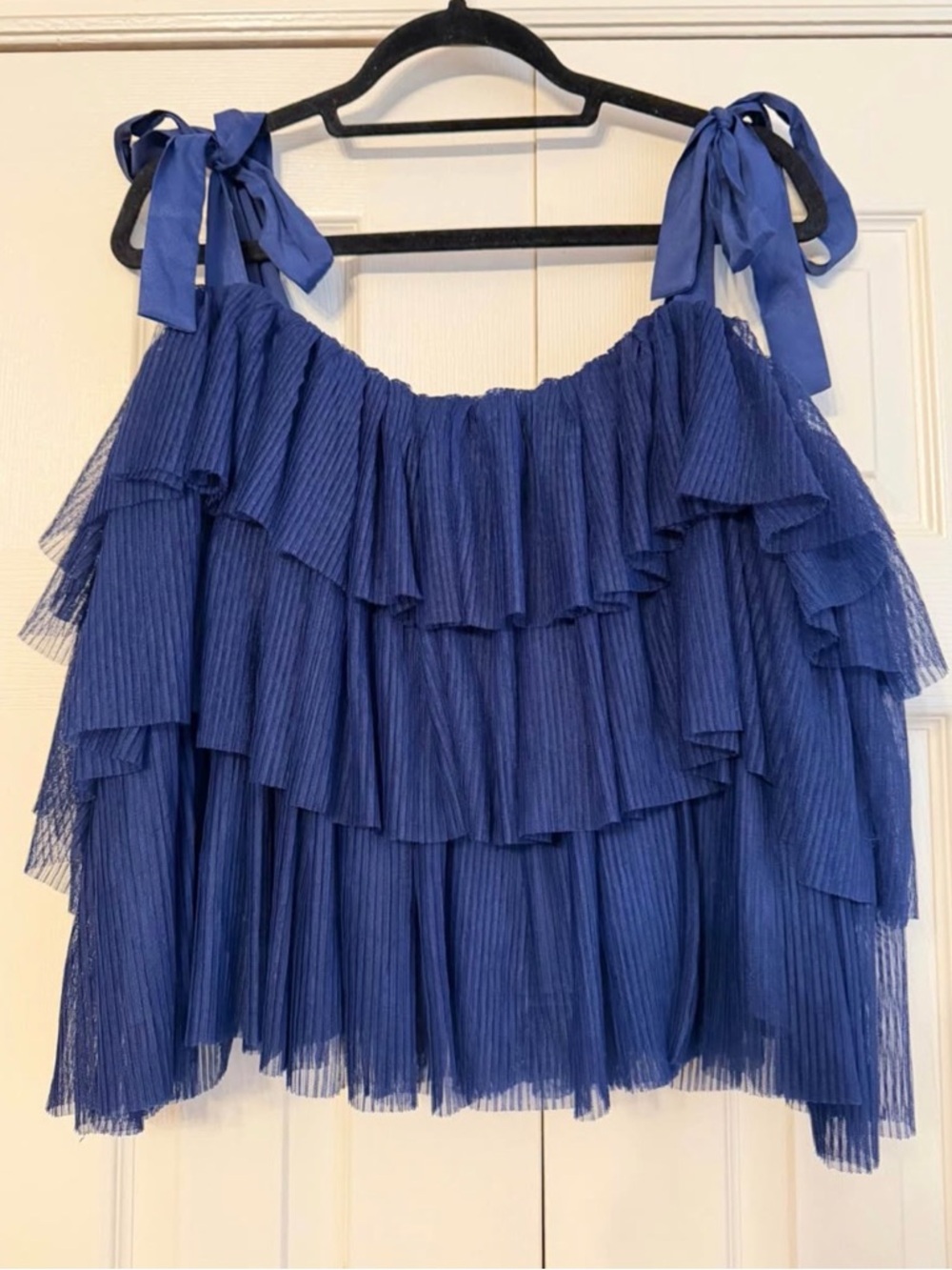 Arula Tiered Flowy Top Size: X